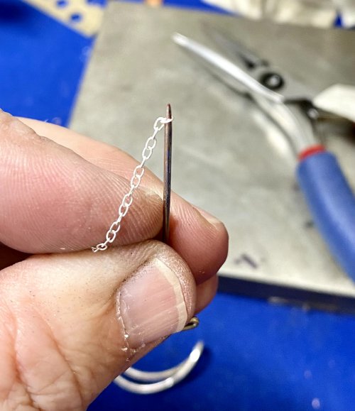 Susan LeGuyader's Tiny Chain Link Fix - , General Education, , you can use a T-pin
